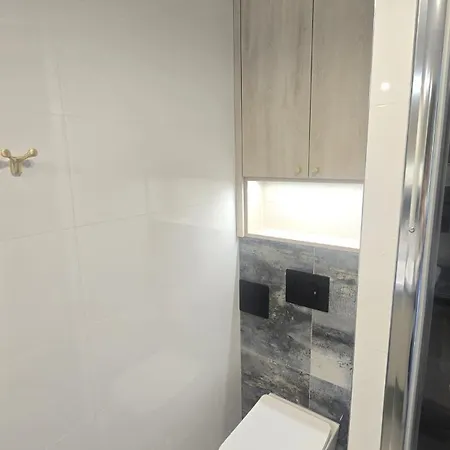 Vistula Petite Ul Okrzei 아파트 프우크